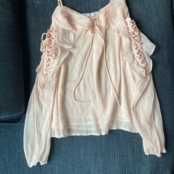 Guess top size M - Picture 4 of 5